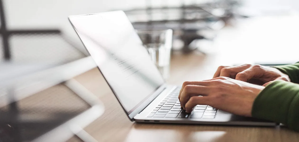 چرا نوشتن پایان نامه برای دانشجویان سخت است